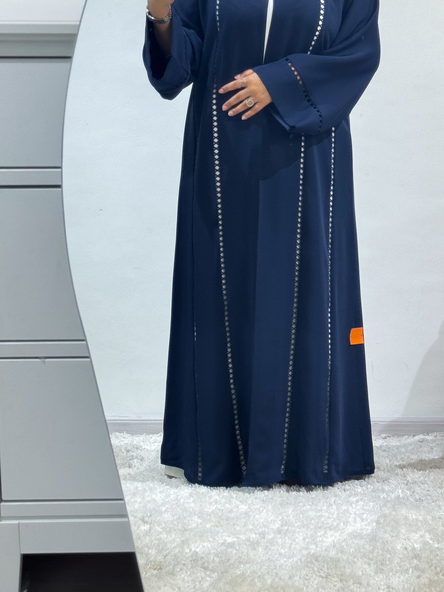 Line Abaya