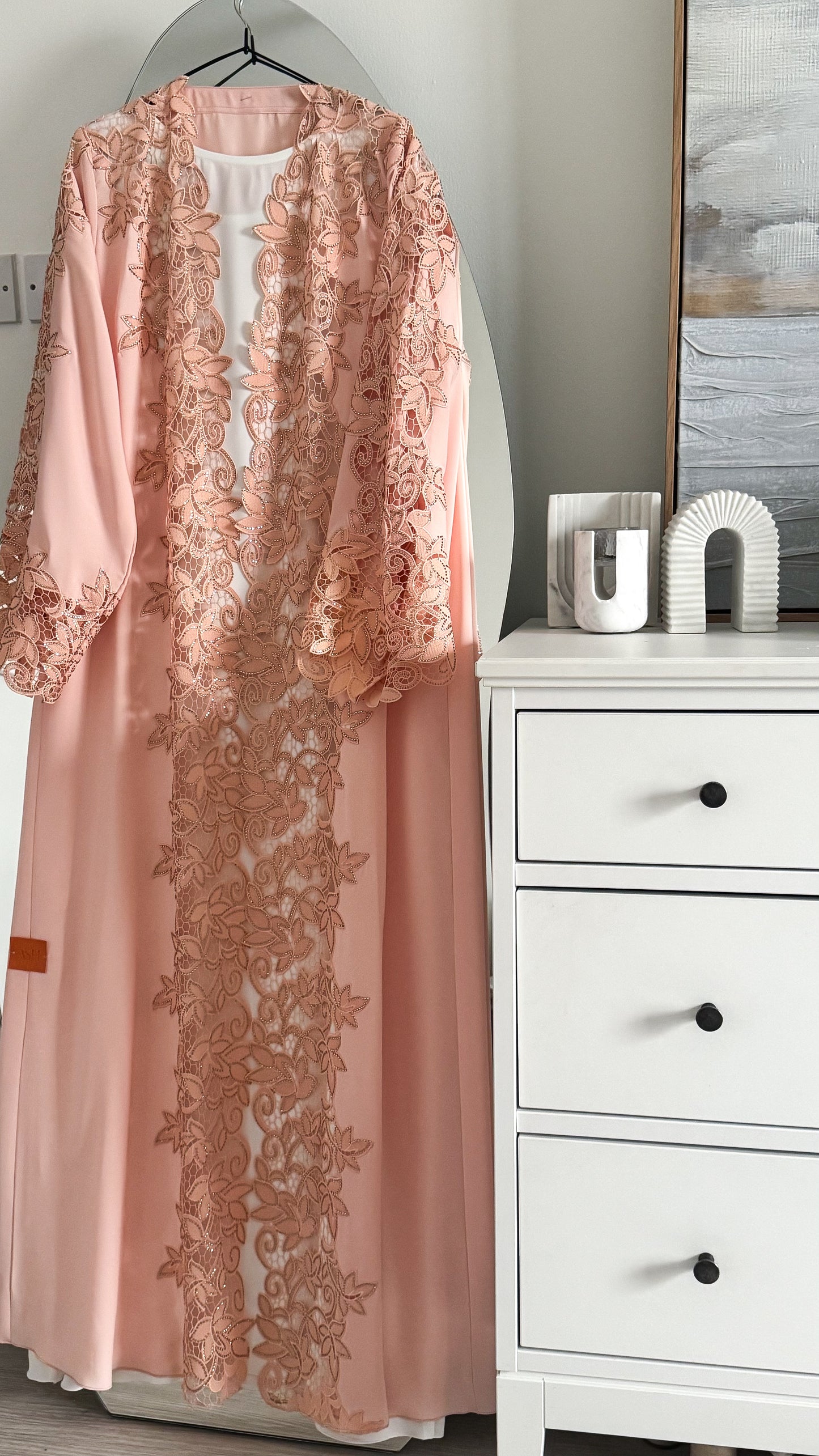 Shmookh in Light Pink