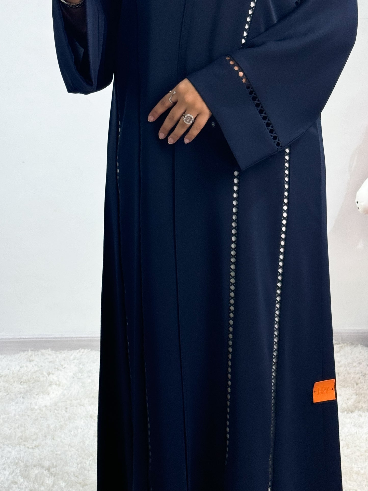 Line Abaya